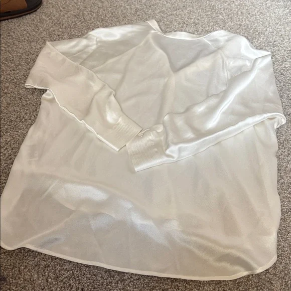 VINCE 100% Silk Long-Sleeve Blouse - Picture 10 of 11